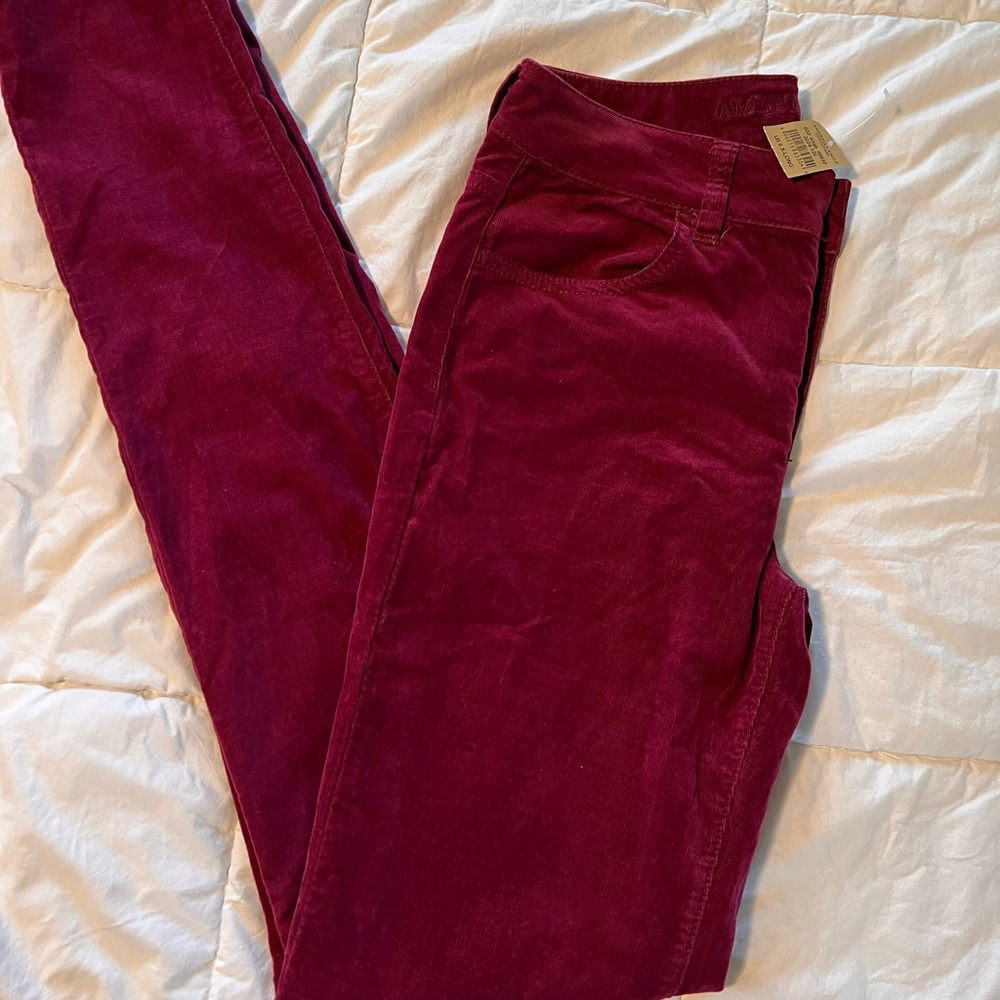American Eagle maroon corduroy pants
